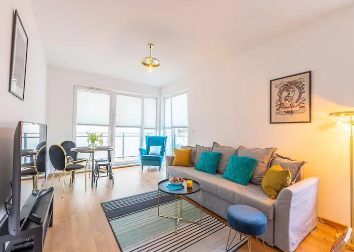 Stylish 3City Apartment With Parking In Gdansk By Noclegi Renters