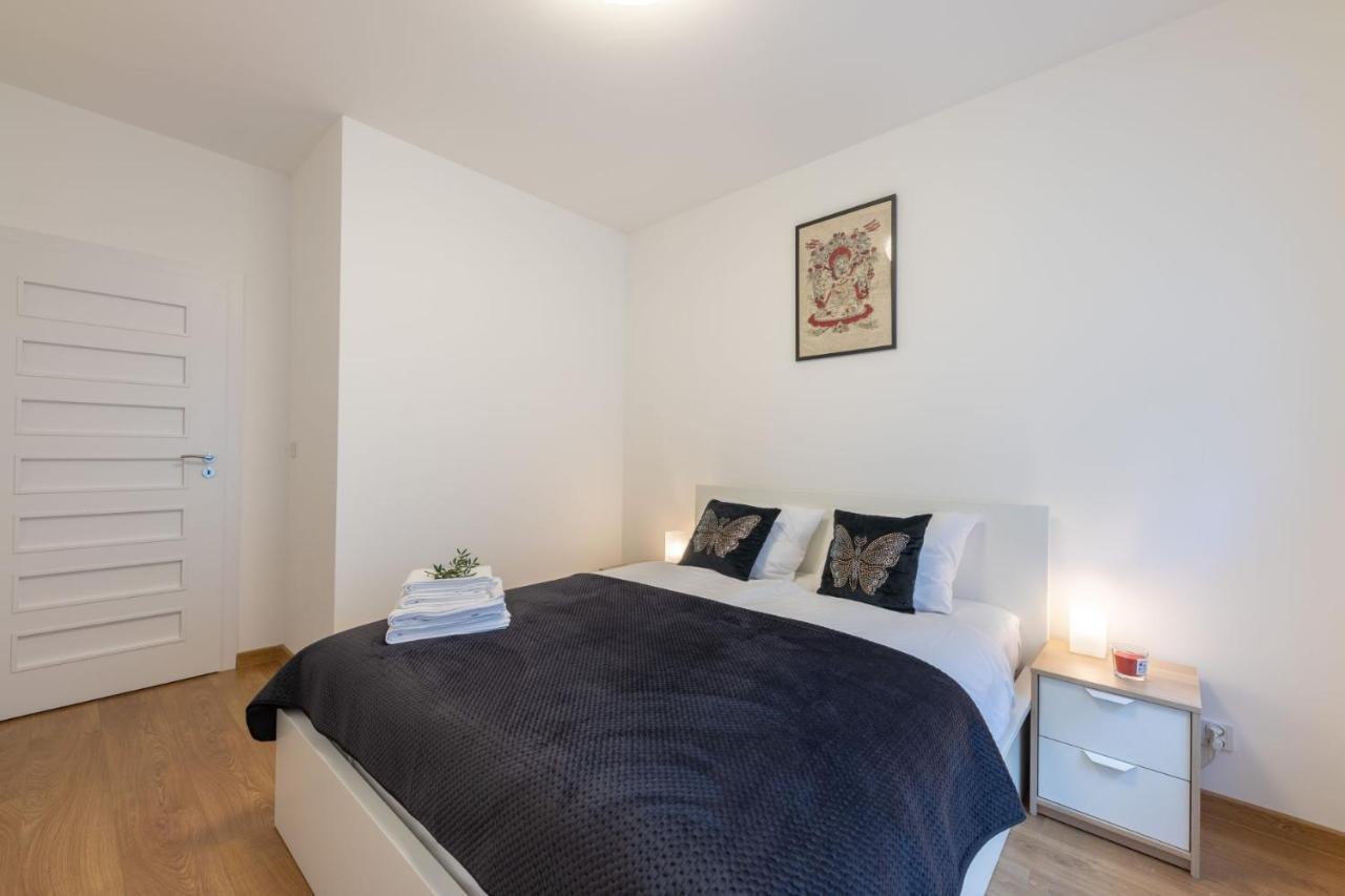 Stylish 3City Apartment With Parking In Gdansk By Noclegi Renters Gdansk
